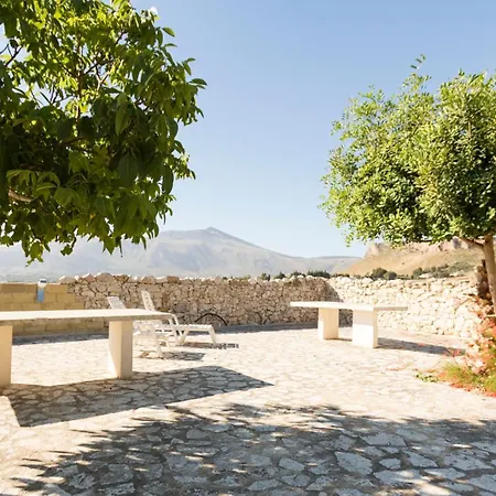 Visitsicilia Cialoma Скопелло